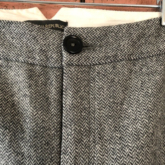 TWO pairs of Banana Republic wide leg trousers - Picture 3 of 8